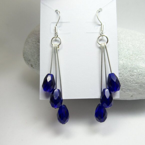 Colbalt blue triple dangle Czech bead earrings - Picture 9 of 9